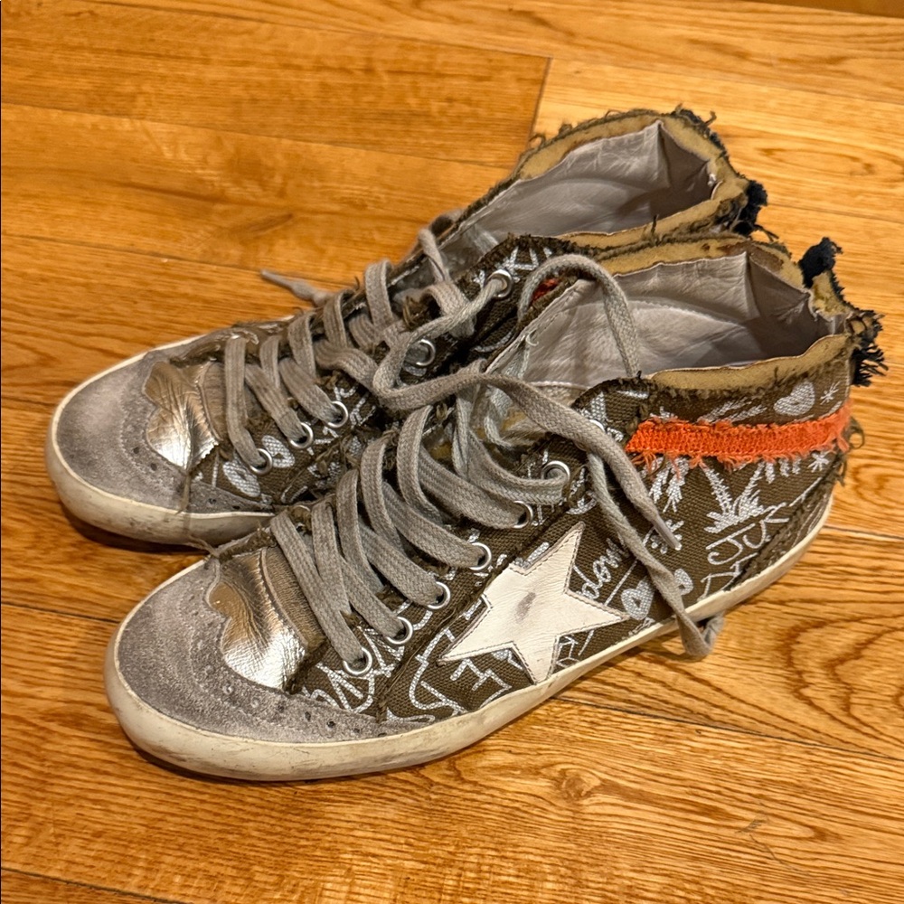 Golden goose Gray Star High-Top Sneakers with White Star Accent 37